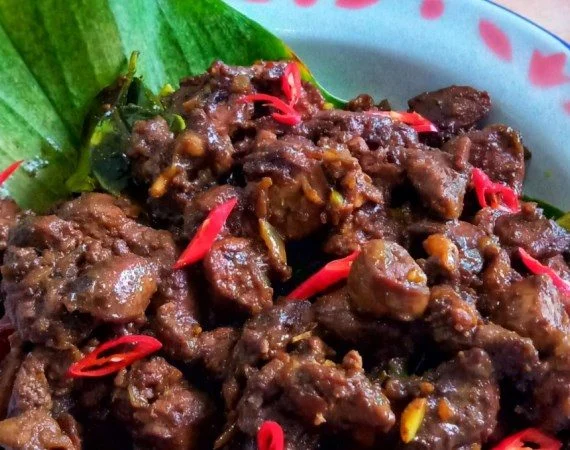 10 Resep Ati Ampela Praktis, Lezat, dan Hemat untuk Sajian Sehari-hari