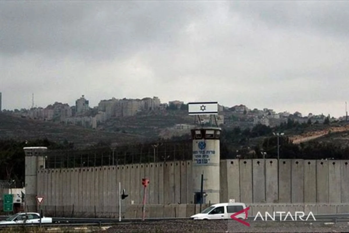 24 Tahanan Gaza Dibebaskan: Ungkap Penyiksaan dan Penghinaan di Penjara Israel