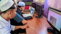 69.176 Santri Ikuti Ujian Akhir Pendidikan Kesetaraan 2025/2026, Langkah Digitalisasi Pesantren Nasional