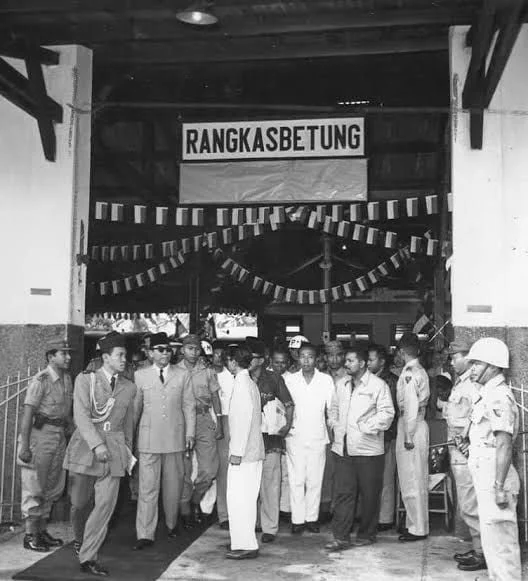 Air Mata Bung Karno: Kesaksian Mengharukan Saat Menyaksikan Rakyat Romusha Banten Tampak Seperti Tengkorak