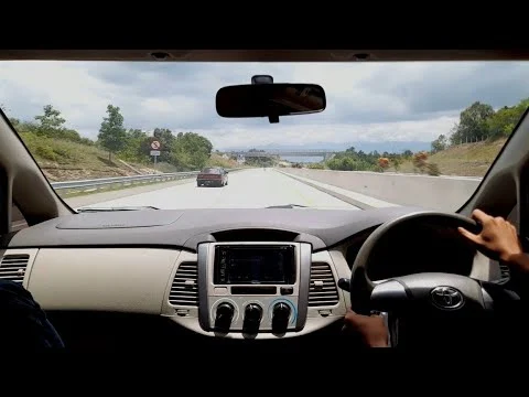 Aksi Kejar-kejaran Bodi Innova vs Livina di Tol Pelabuhan Priok Bikin Jalan Tertutup