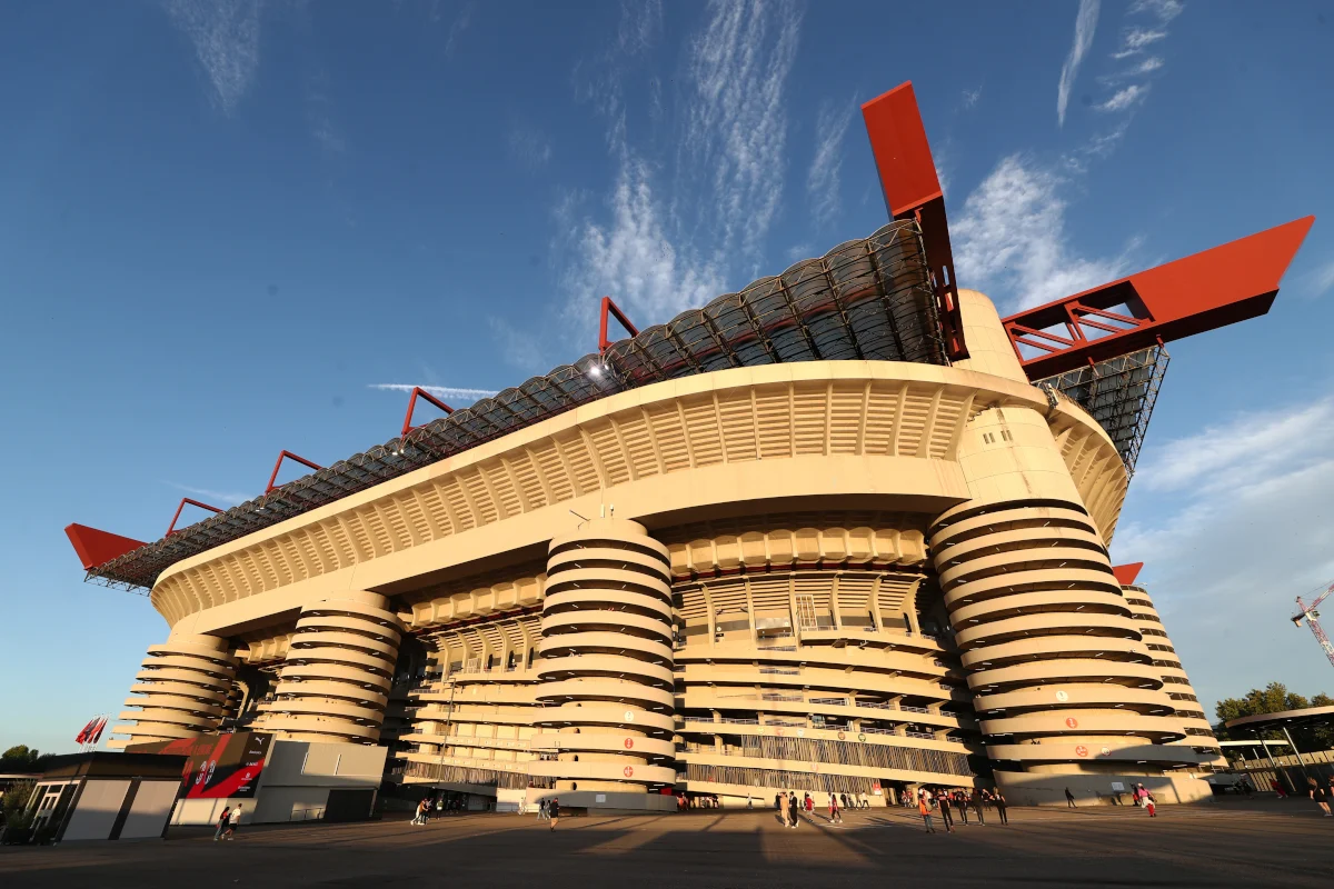 Alessandro Bastoni Dapat Standing Ovation di San Siro Meski Dihujat Fans Italia