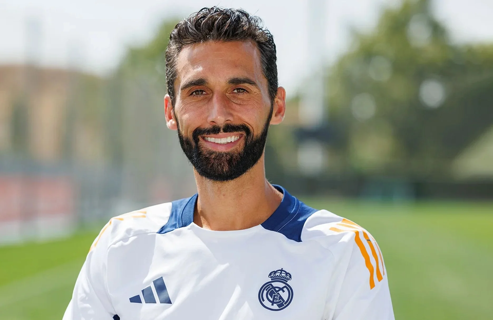 Alvaro Arbeloa Yakinkan Real Madrid Tetap Fokus Usai Kekalahan di Mallorca Menjelang Duel Bayern Munich