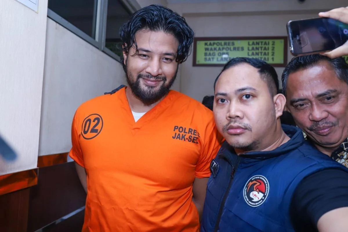 Ammar Zoni Janji Perubahan, Minta Maaf pada Anak dan Keluarga di Persidangan PN Jakarta Pusat