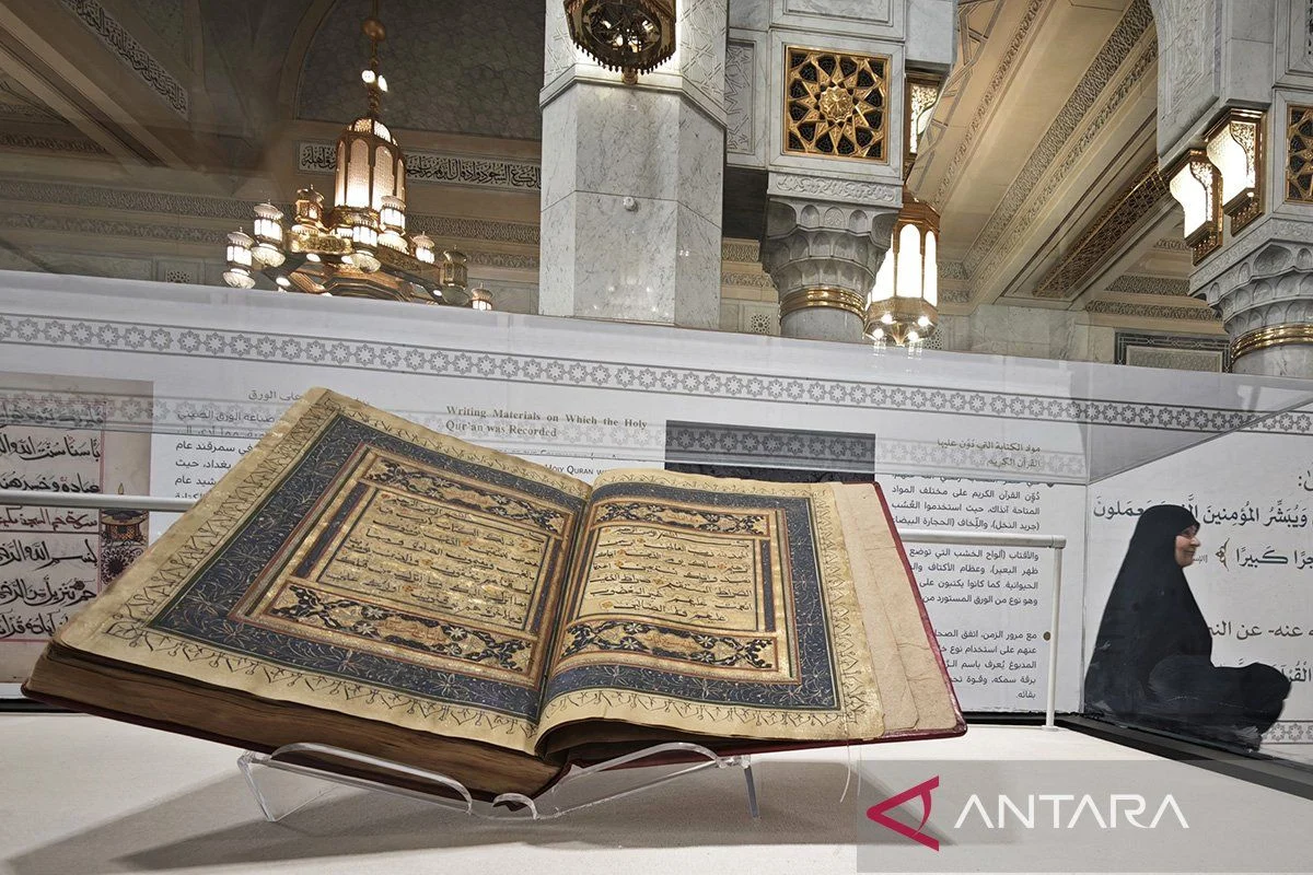 Arab Saudi Pamerkan Manuskrip Al-Qur'an 1.000 Tahun: Keistimewaan dan Sejarah Langka