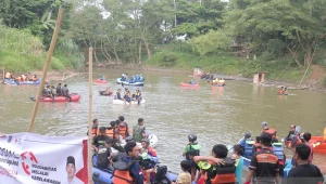 Baksos Tagana 2024: Ribuan Sembako Disalurkan, Sungai Bersih Dihiasi Aksi Relawan