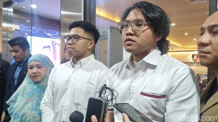 Bigmo Minta Maaf dan Ungkap Detail Pertemuan Kontroversial dengan Azizah Salsha serta Andre Rosiade