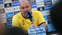 Bojan Hodak Siap Perpanjang Kontrak dengan Persib Bandung: Negosiasi Intens di Balik Layar