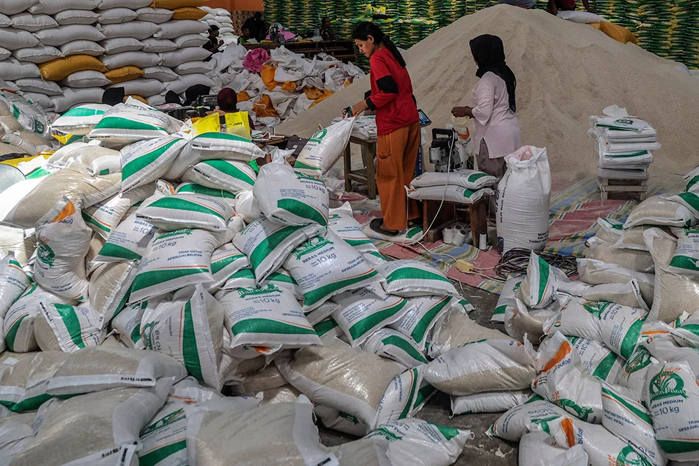Bulog Siapkan 828.000 Ton Beras untuk Distribusi Nasional Sepanjang Tahun