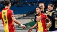 Dean James Kembali ke Go Ahead Eagles Pasca Skandal Paspor: Menanti Persetujuan IND Dean James Kembali ke Go Ahead Eagles Pasca Skandal Paspor: Menanti Persetujuan IND
