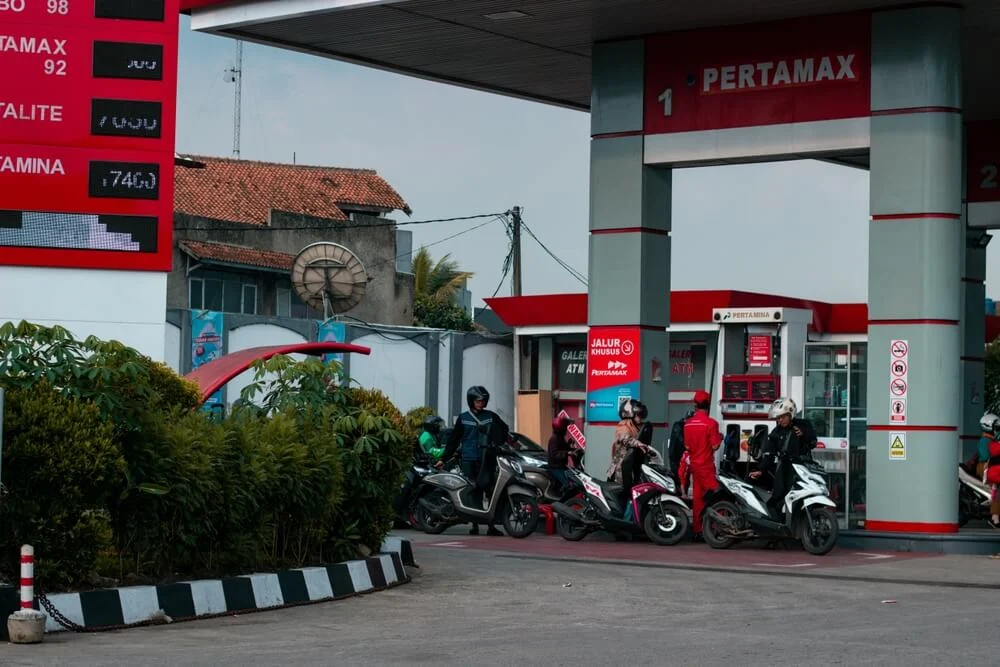 DPR Desak Pemerintah Revisi Harga BBM di Tengah Lonjakan Minyak US$140, Anggaran Negara Terancam