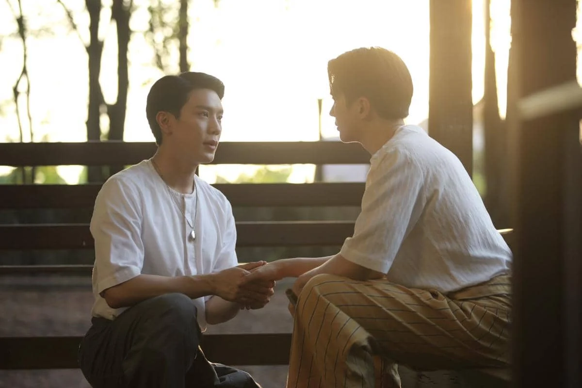 Drama BL Thailand Ungkap Ketegangan Norma dan Keyakinan lewat Konflik Emosional Mendalam