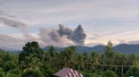 Gunung Dukono Meletus, Kolom Abu Mencapai 1.400 Meter – Warga Dihimbau Siaga