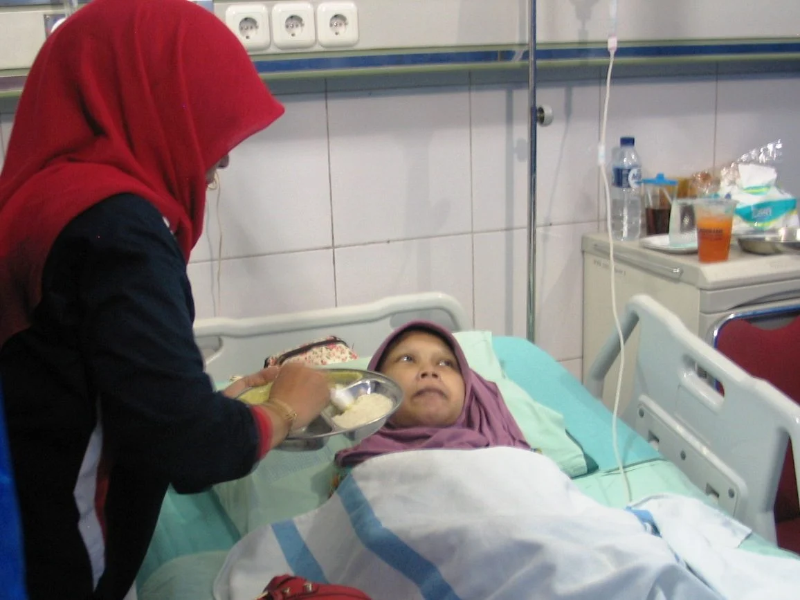 Guru 23 Tahun Dirawat Karena Kondisi Paraplegik Langka Setelah Konsultasi dengan ChatGPT