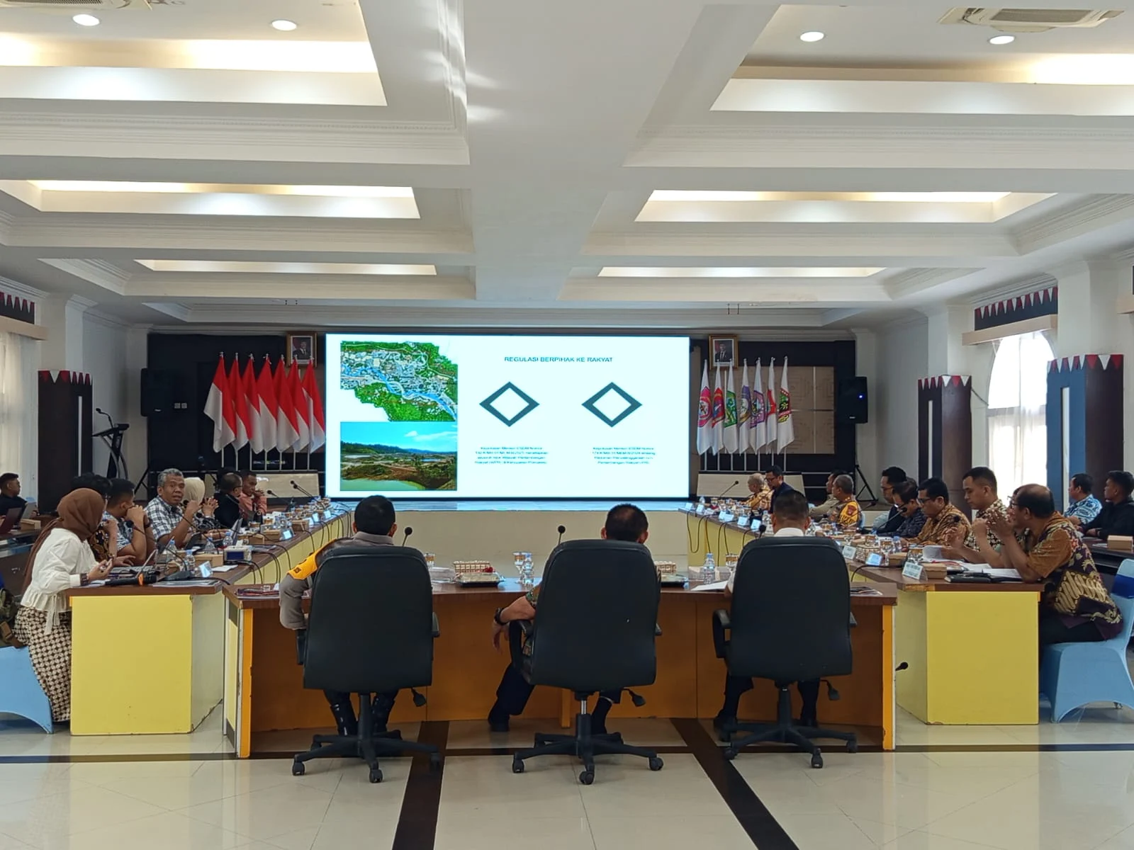 Gusnar Ismail dan Muhamad Mardiono Rancang Strategi Pengembangan Potensi Gorontalo untuk Dorong Investasi dan Kemajuan Daerah