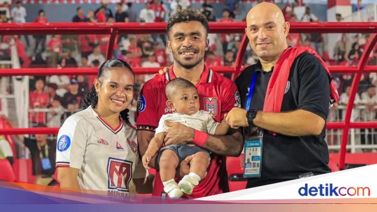 Insiden Rasisme di Kanjuruhan: Yakob Sayuri Jadi Korban, Suporter Harus Bangun Kesadaran
