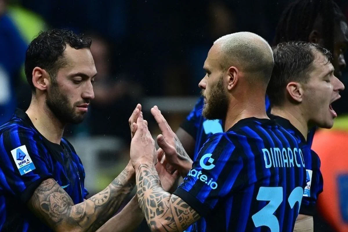 Inter Milan Hajar Roma 5-2 di San Siro, Calhanoglu dan Lautaro Bikin Geger Serie A