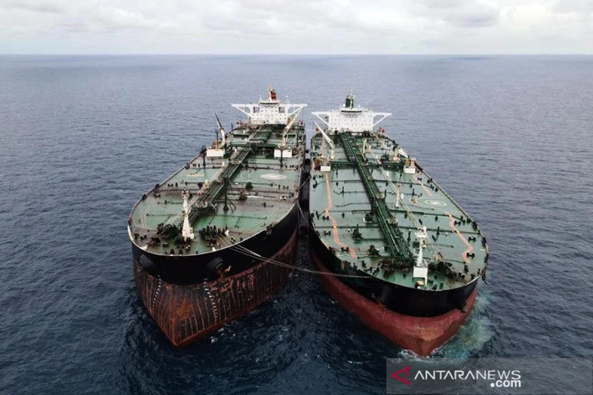 Iran Janjikan Keamanan bagi Kapal Tanker BBM Filipina di Selat Hormuz