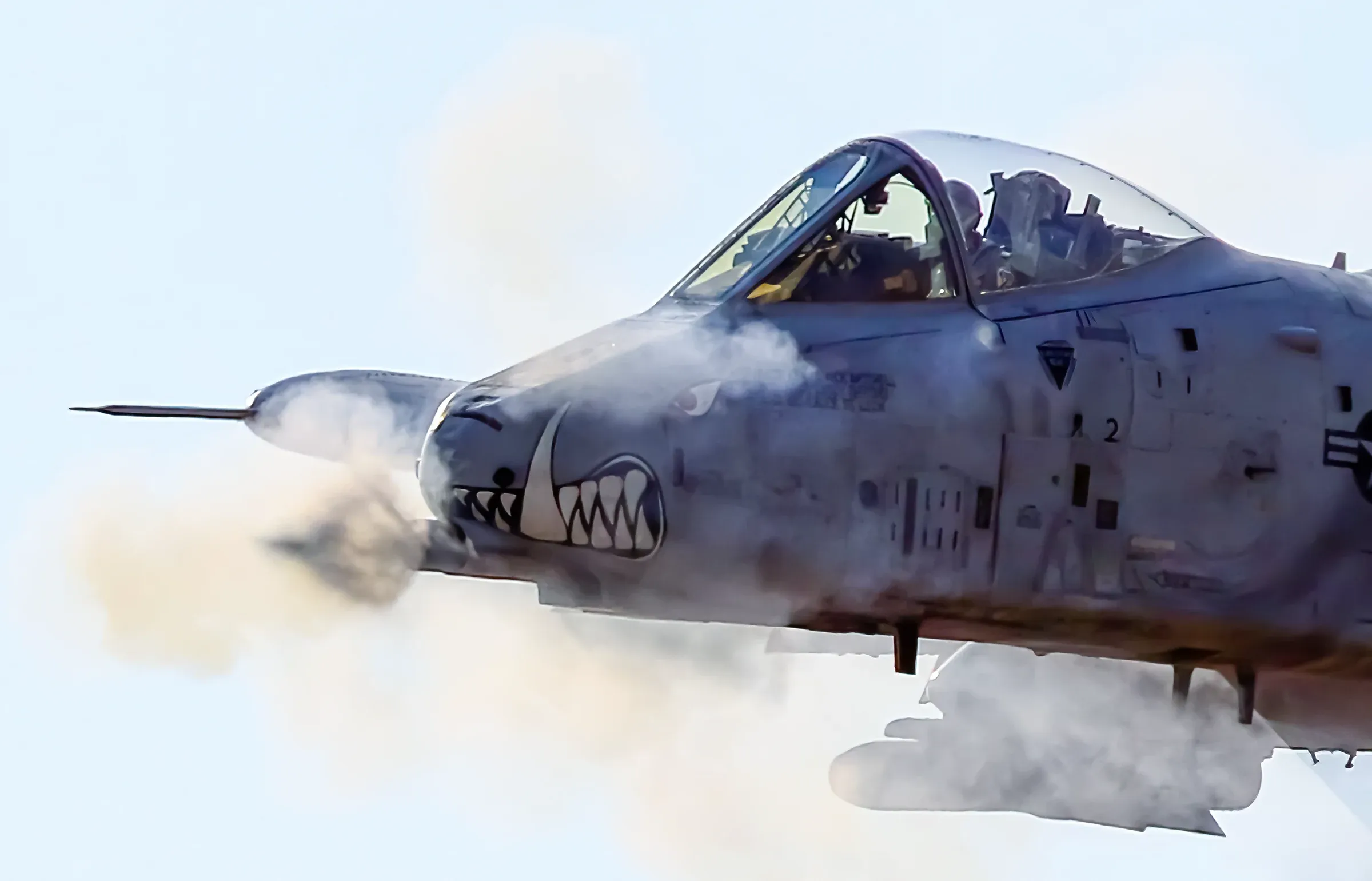 Iran Tembak 160 Drone dan Jatuhkan Jet A-10 Warthog di Selat Hormuz: Demonstrasi Kekuatan Udara Nasional