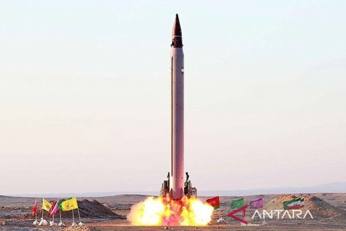 Iran Terus Menembakkan Rudal Meski Diterpa Serangan Berat: Analisis Lengkap Pertahanan dan Dampaknya