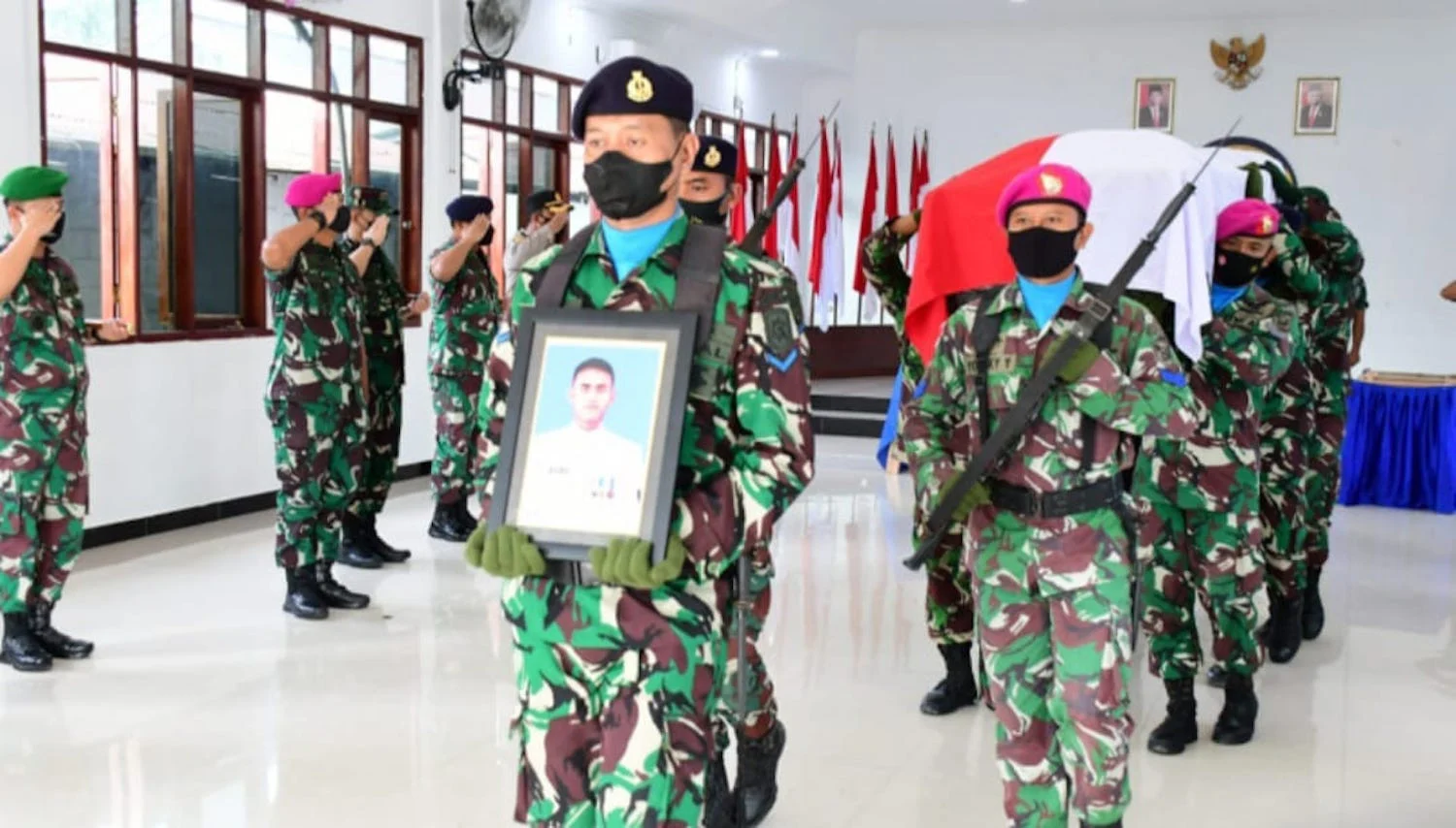 Jenazah Dua Prajurit TNI Gugur di Lebanon Sampai di Bandara Adi Sucipto Yogyakarta