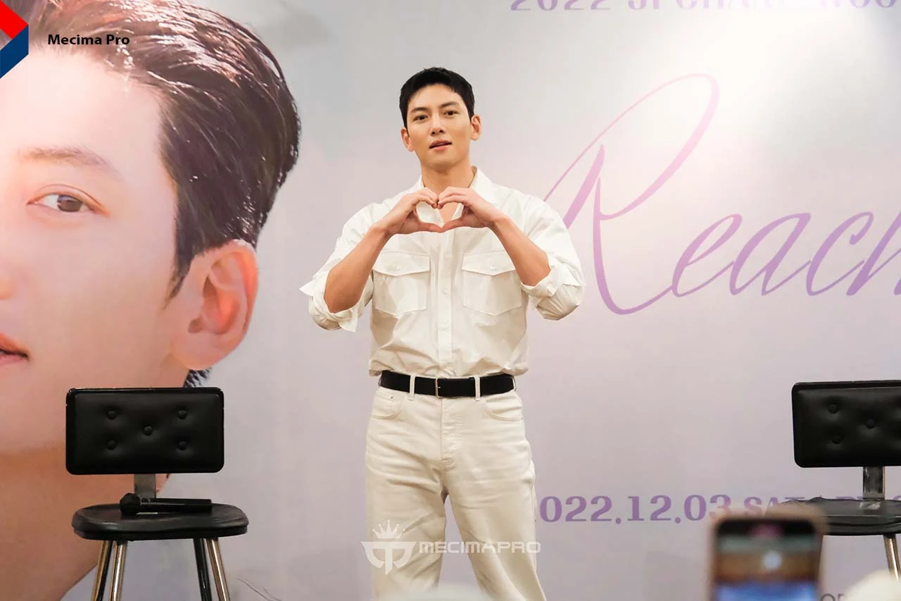 Ji Chang Wook Hadir di HappyTos Charity Night Jakarta 2026, Fans Antusias Menyambut