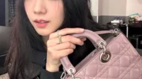 Jisoo BLACKPINK Hadiahi Staf Blissoo dengan Tas Dior Mewah, Tunjukkan Kepemimpinan Berbeda