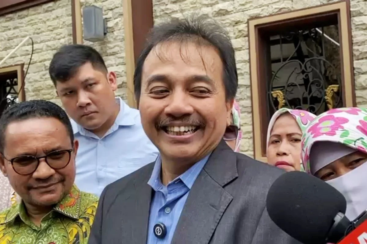 Jusuf Kalla Tegaskan Tidak Membiayai Roy Suryo dalam Polemik Ijazah Jokowi