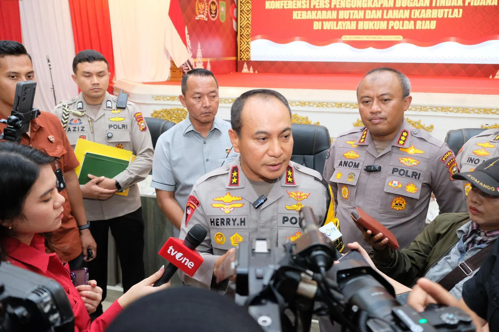 Kapolda Riau Tegaskan Tanpa Ampun bagi Pembakar Hutan di Bengkalis: Peninjauan Karhutla Tingkatkan Penegakan Hukum