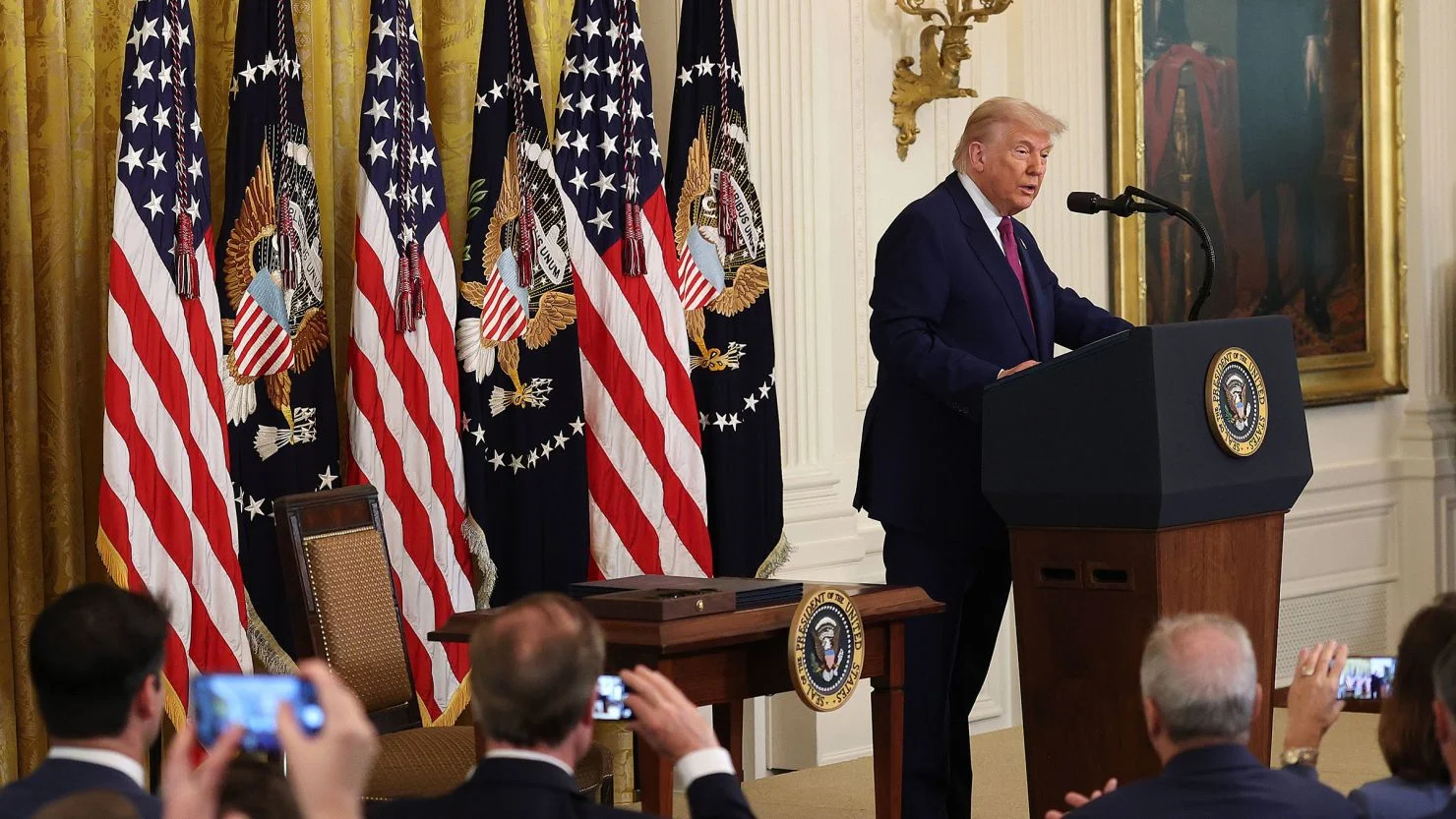 Kekalahan Kandidat Pro-MAGA di Eropa Dapat Menghancurkan Rencana Politik Donald Trump