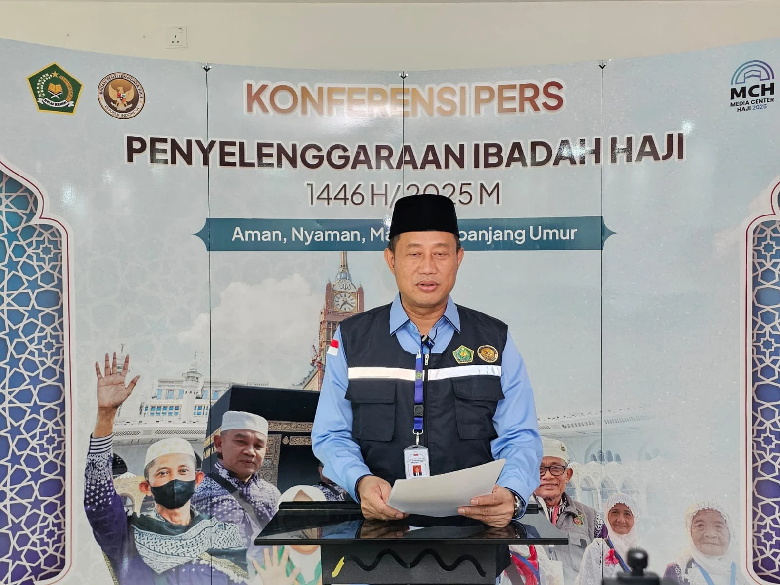 Kemenhaj Umumkan Selesainya Pembuatan Kartu Nusuk 100% dan Distribusi di Embarkasi