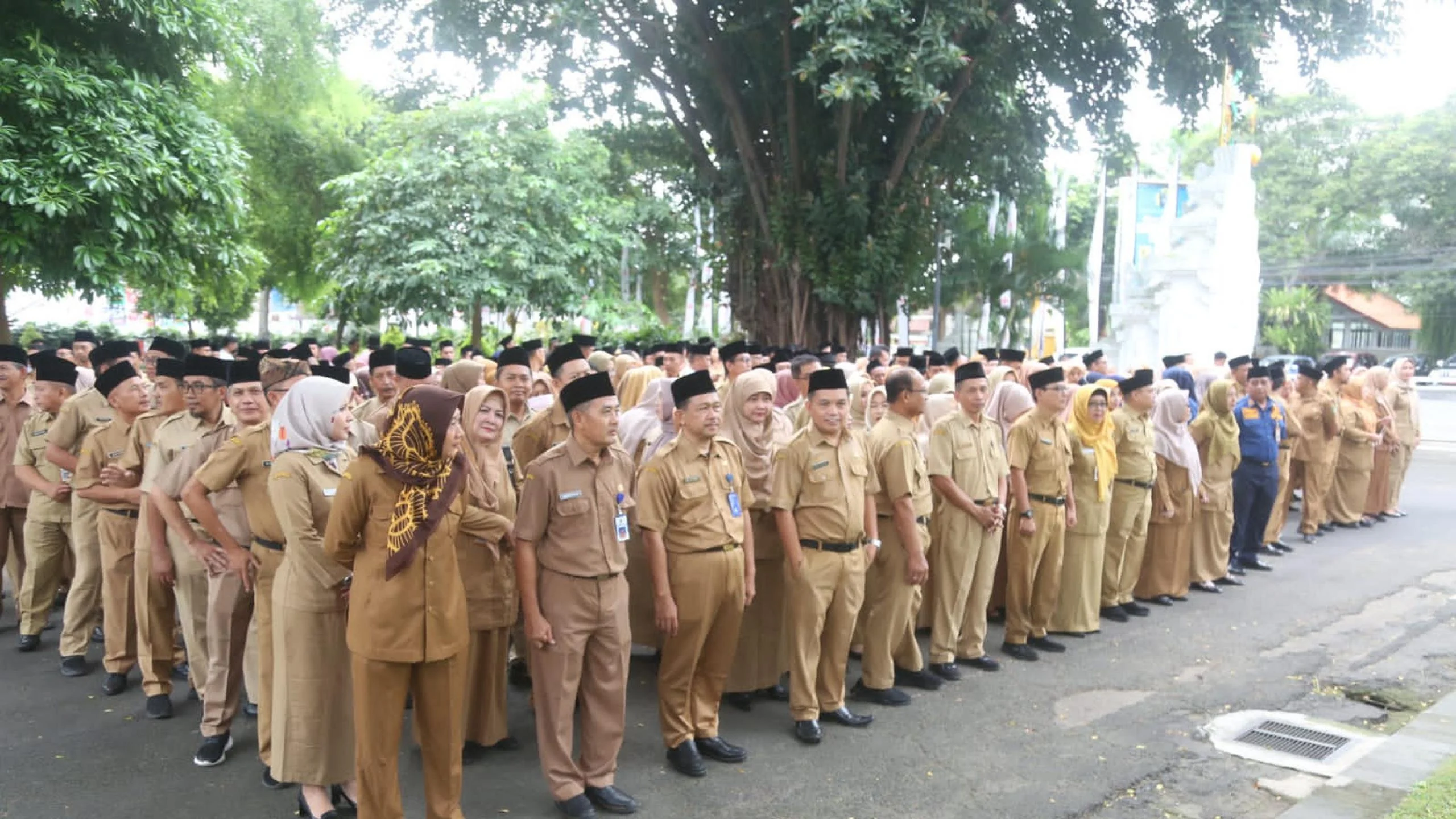Kemenpan RB Tegaskan Wajib WFH bagi ASN Mulai Jumat, Sanksi Tegas untuk Pelanggar
