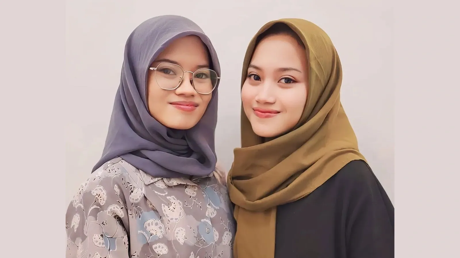 Kisah Inspiratif Kembar Callista dan Carissa: Berhasil Lolos SNBP 2026 di Unair dengan Pola Belajar yang Berbeda