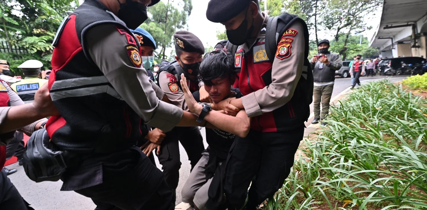 Kontroversi Label ‘Makar’ dalam Demonstrasi: Ancaman Terhadap Kebebasan Sipil di Indonesia