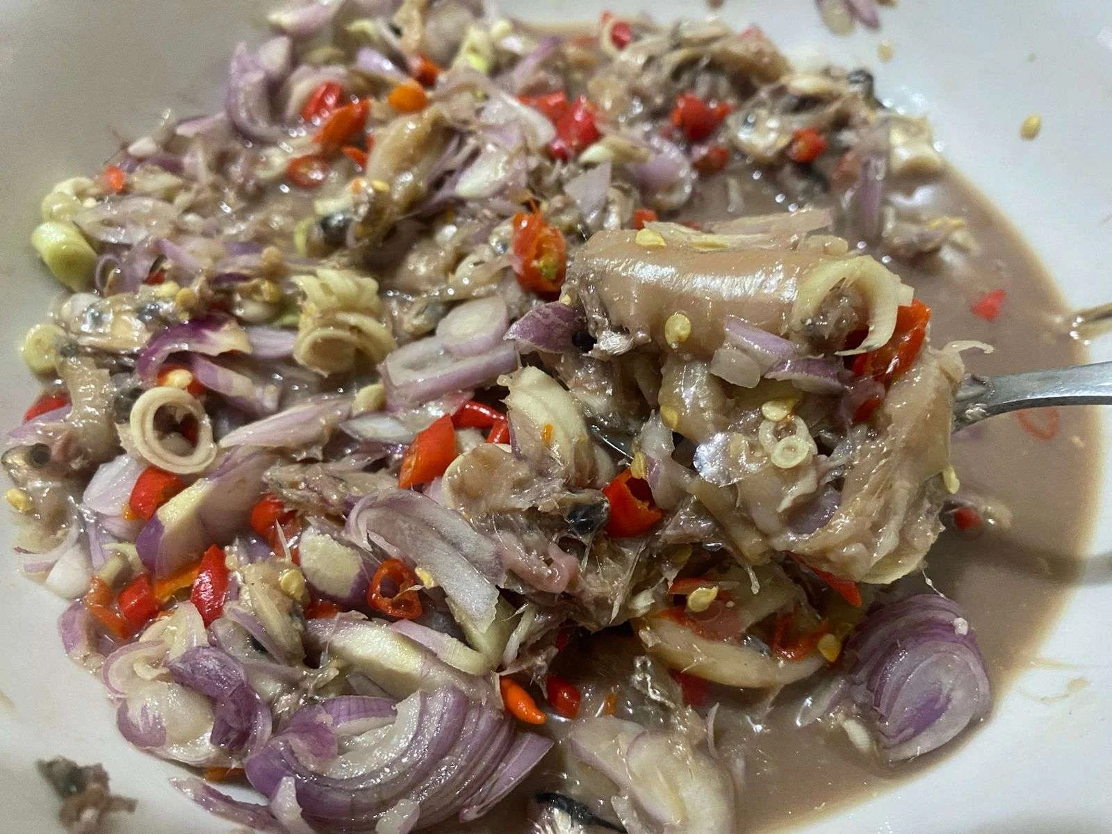 Krisis Saus Ikan di Indonesia: Kelangkaan Ikan Teri Mengancam Warisan Kuliner Tradisional