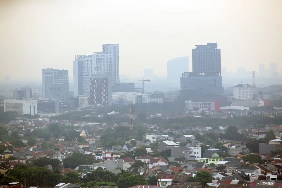 Kualitas Udara di Tangerang Selatan, Bekasi, dan Jakarta Memasuki Level Tidak Sehat: Ancaman Bagi Kesehatan Warga Pagi Ini