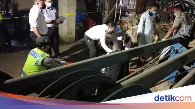Ledakan Mematikan di Pabrik Baja Sidoarjo: Tiga Pekerja Dilaporkan Korban, Warga Geger