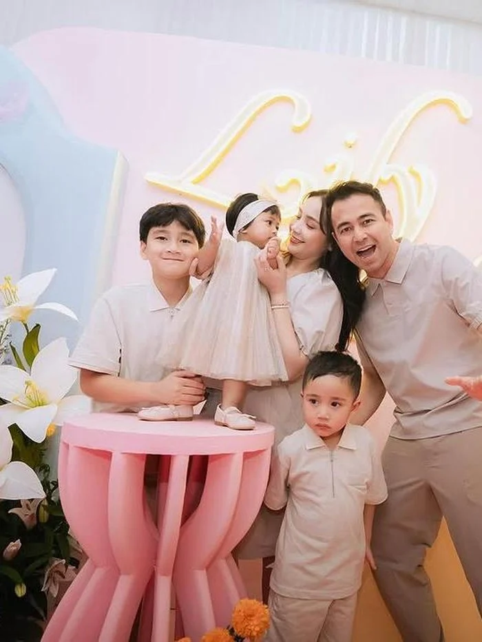 Lily, Putri Raffi Ahmad dan Nagita Slavina, Rayakan Ulang Tahun Ke-2 dengan Kemeriahan Keluarga