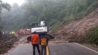 Longsor Parah Tutup Total Jalur Cadas Pangeran, Warga Sumedang Dihimbau Waspada