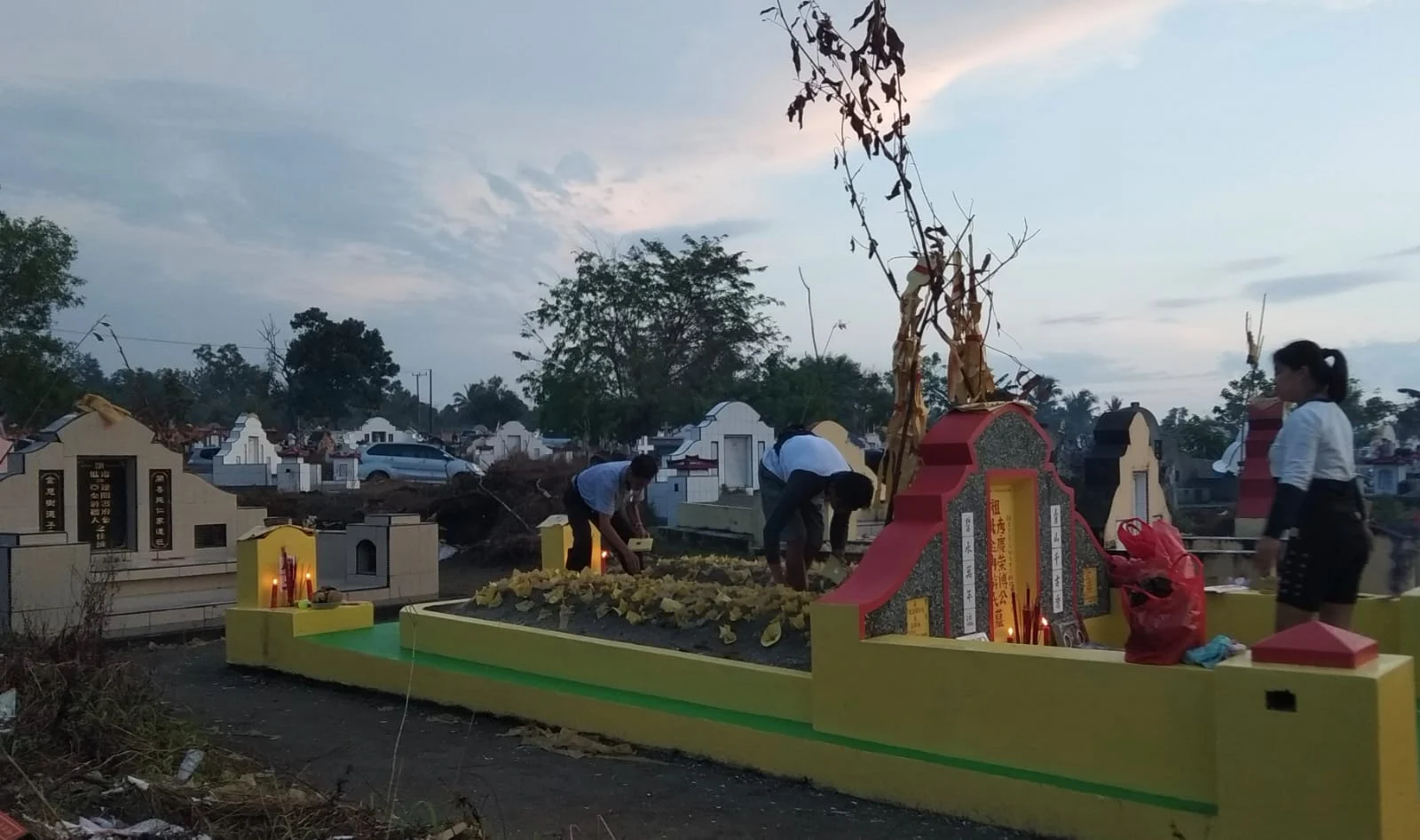 Makna Mendalam Tradisi Cheng Beng di Bangka Belitung: Simbol Penghormatan Leluhur dan Penguat Kekerabatan