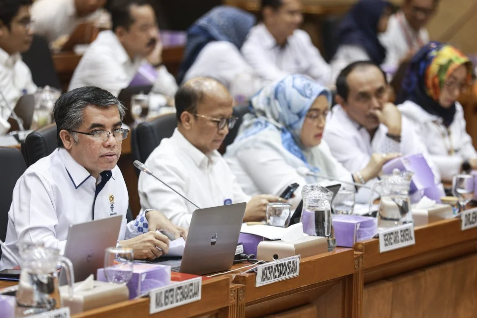 Menaker Yassierli Luncurkan Sistem Early Warning PHK, Dorong Pelatihan Vokasi untuk Redam Risiko Pengangguran