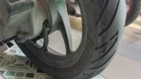 Mengatasi Ban Motor Matik yang Goyang: Penyebab Umum dan Solusi Praktis