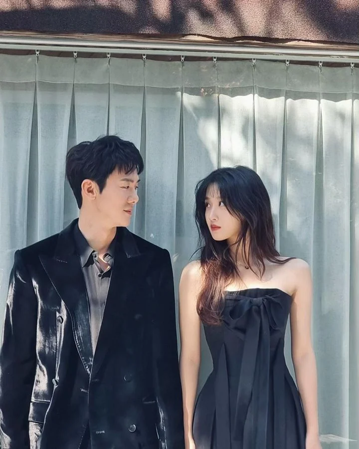 Mengungkap Pesona di Balik Layar Pemotretan Moon Ga Young untuk Harpers Bazaar Korea Edisi April 2026