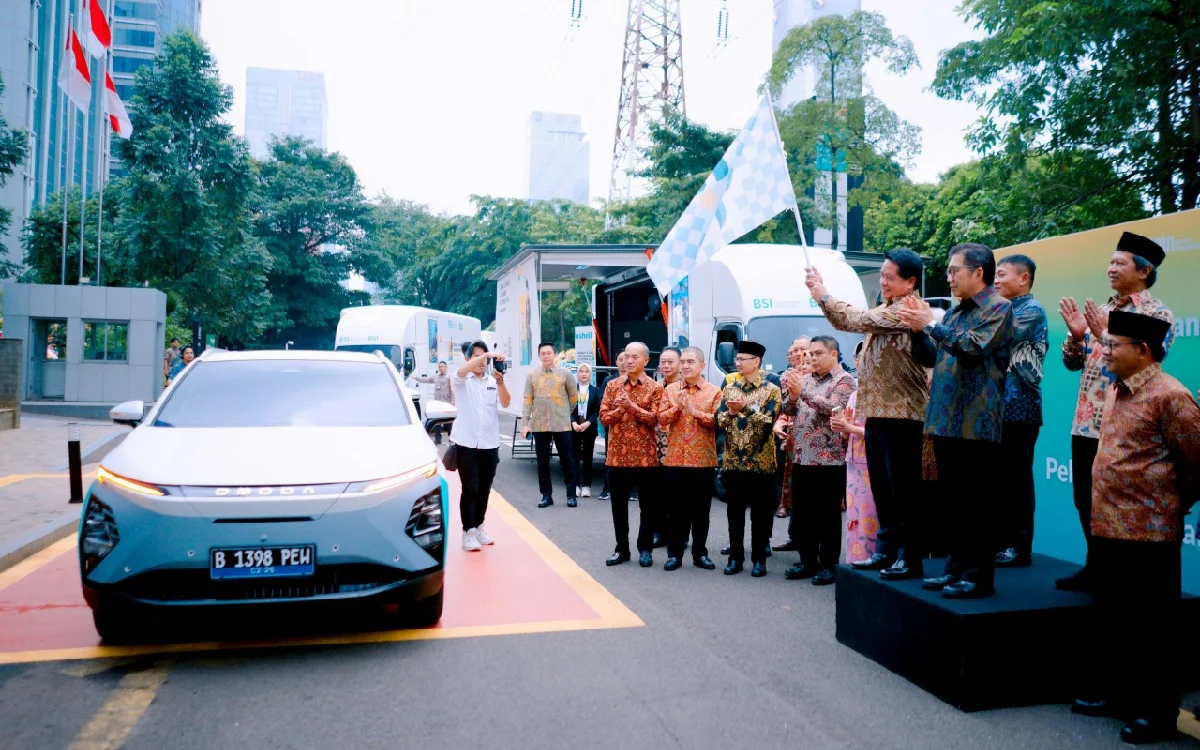 Mensos dan Wamensos Turut Hadiri Taklimat Presiden, Naik Mobil Listrik sebagai Langkah Hijau Pemerintah