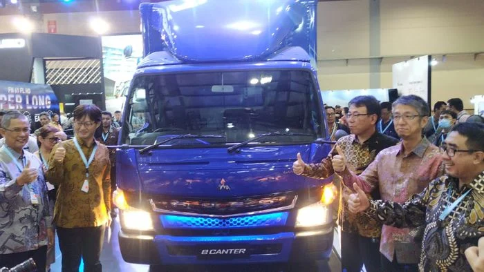 Mitsubishi Fuso Perkenalkan Konsep Zero Down Time di GIICOMVEC 2026, Tingkatkan Efisiensi Logistik