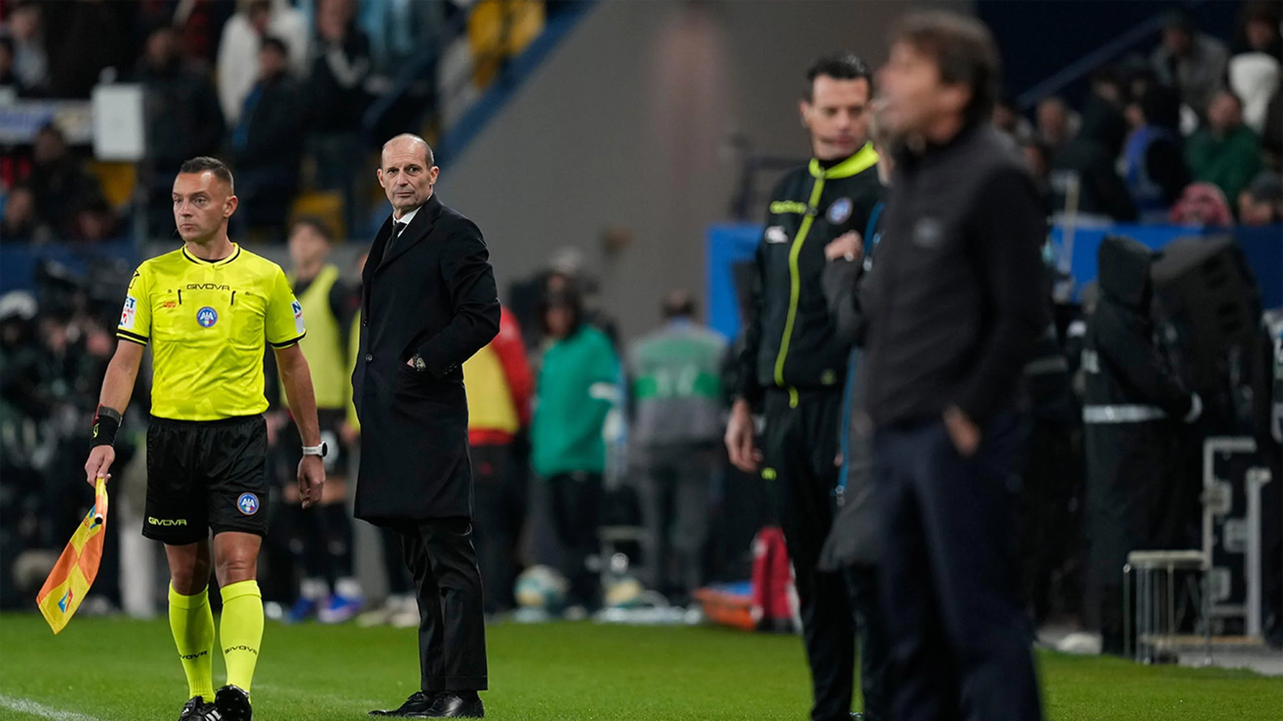 Napoli Tekan AC Milan, Antonio Conte Unggul atas Massimiliano Allegri di Laga Penentu