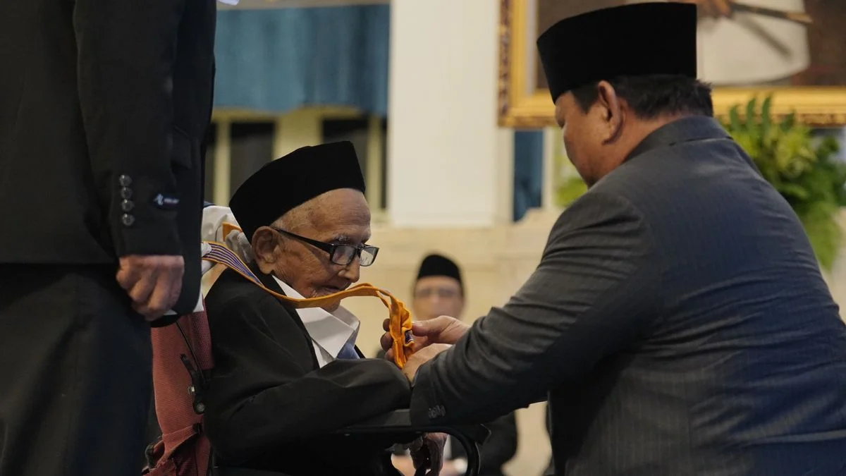 Nyak Sandang, Dermawan Seulawah RI-001 Wafat di Usia 100: Legasi Kedermawanan yang Menginspirasi Generasi