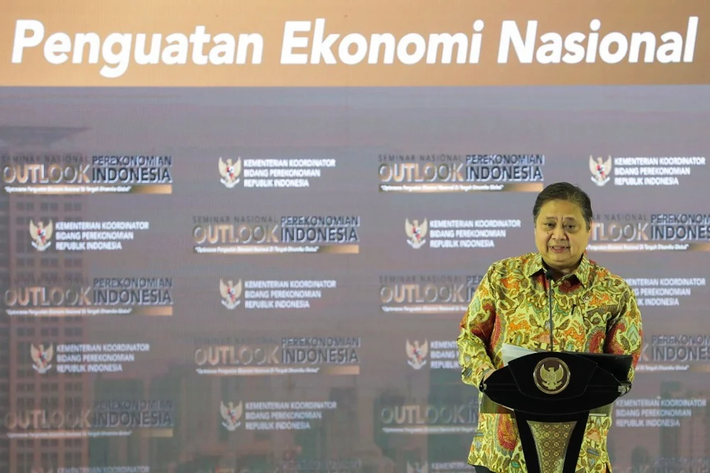 Panelis Ekonomi Unggulan Diskusikan Strategi Penggerak Nasional dalam Outlook Indonesia