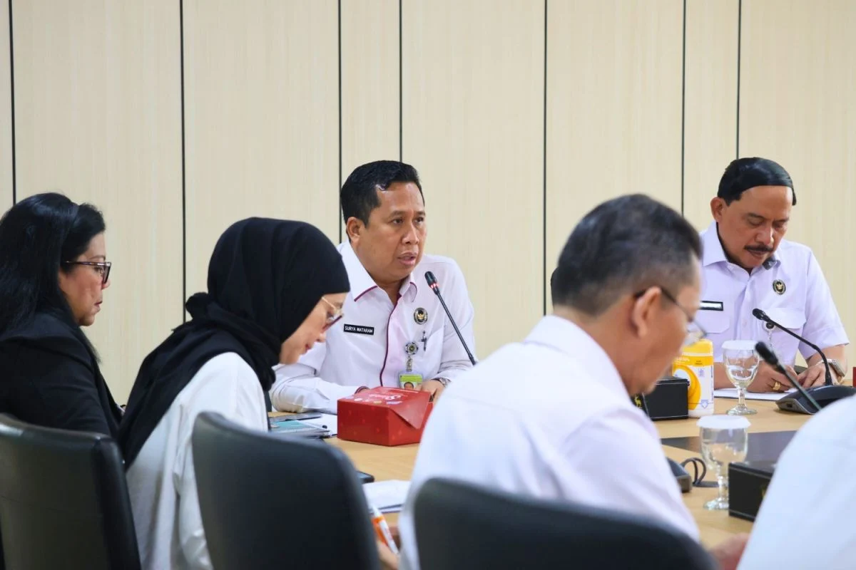 Pemerintah Bantu Pulangkan 2.285 WNI dari Asia Barat, Rencana Repatriasi Mandiri Diperkuat