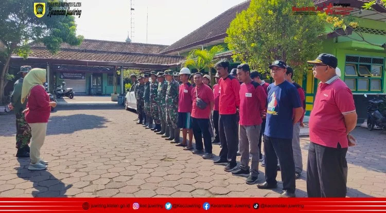 Pemkot Bandung Tingkatkan Pengawasan untuk Mencegah Pohon Tumbang dan Struktur Reklame Rawan Robo
